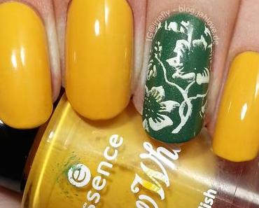 [Nails] Essence - Snow White "04 Happy"