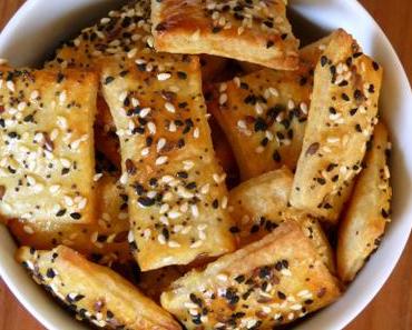 Cracker aus Topfenblätterteig