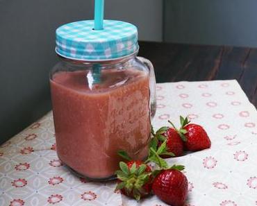 Strawberry-Pineapple-Banana-Milkshake