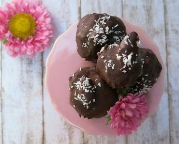 [bakes...] Vegan Coco-Chocolate-Almond Pralinés #happybirthdayeatbloglove