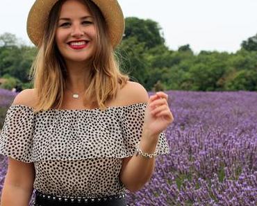 OUTFIT – LAVENDER FIELDS.