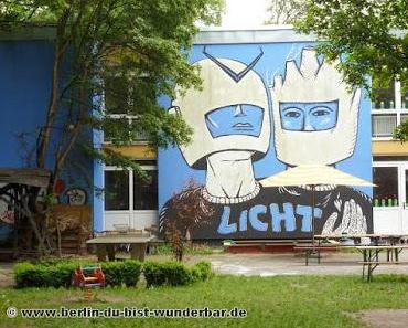 Street art in Berlin #39