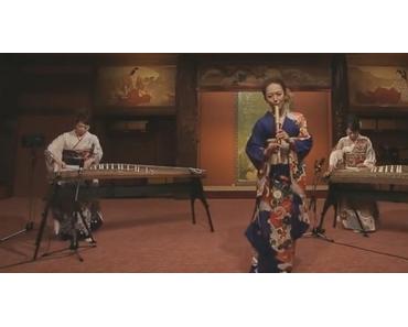 Drei Japanerinnen spielen „Smooth Criminal“ auf traditionellen Instrumenten