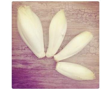 Chicorée aus dem Backofen & Croutons