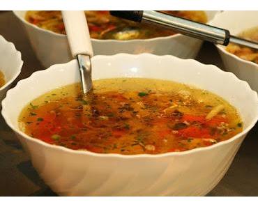 Hausgemachte Fleischbrühe - gesund und gut!