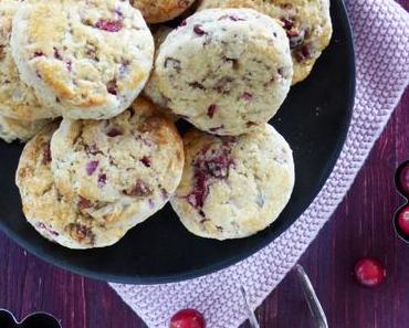 Cranberry & Ginger Scones mit Pecannüssen
