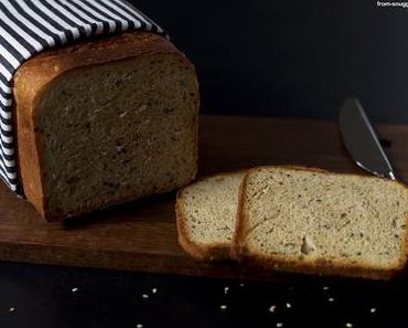 Toastbrot-Liebe - heute: Sesam-Honig-Toastbrot