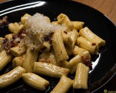 Rigatoni alla Gricia mit selbstgeschnitzter Pasta