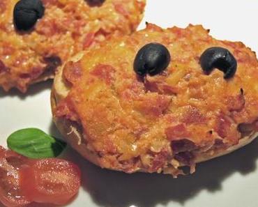 Überbackene Pizzabrötchen