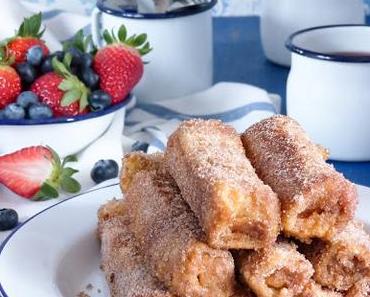 Frensh Toast Rolls mit Waldbeer & cream cheese Füllung