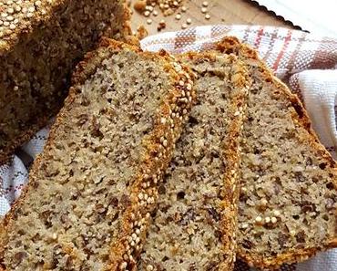 Superfoods on top: glutenfreies Quinoa-Buchweizen-Brot mit Hirse und Leinsamen