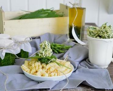 3 Rezepte um Bärlauch zu verarbeiten / Wild Garlic Pesto, Oil and Butter Recipe