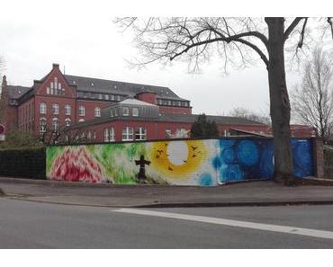 Foto: Christliches Graffiti an der Klostermauer