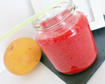 Red Smoothie [Erdbeere - Grapefruit - grüner Apfel]