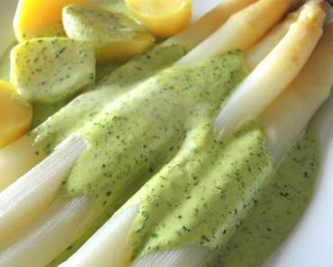 Leichte Bärlauch-Hollandaise zum Spargel