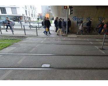 Bodenampeln in Augsburg wegen Smartphones Bodenampeln in Augsburg wegen Smartphones