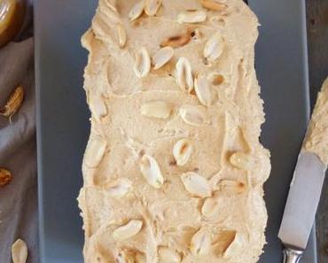 Schokokuchen mit selbstgemachter Ahornsirup-Erdnussbutter-Buttercreme