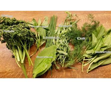 Eier mit grüner Soße