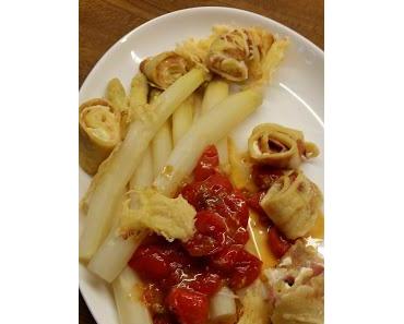 Gratinierte Crespelle mit Lachs oder Schinken zu weißen Spargel