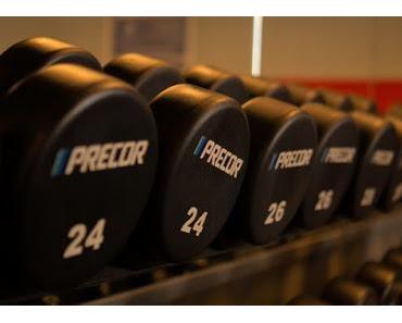 Fitness Studio oder zuhause trainieren - was ist besser?