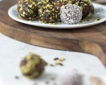 Süßes für den Muttertag: Schokopralinen im Kürbiskernmantel