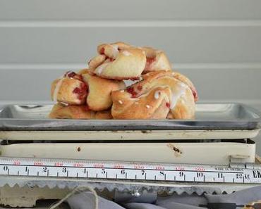 Erdbeer Zimt Brioche Rezept / Strawberry Cinnamon Brioches