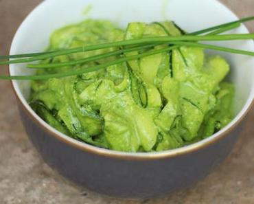 Zucchini-Salat mit Spinatpesto | #Degustabox