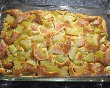 Was das Frühjahr bietet: unter anderem leckeren Rhabarber