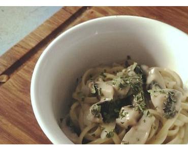 One Pot Champignonrahm-Pasta (vegan)