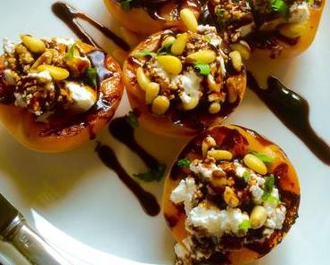 Geröstete Aprikosen mit Ziegenfrischkäse