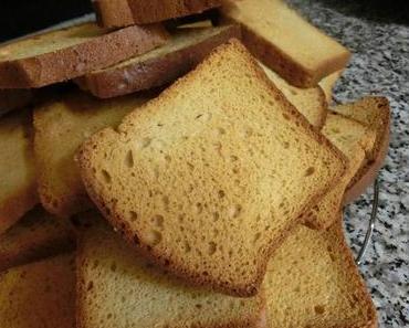 Zwieback mit Holunderblüten-Madre