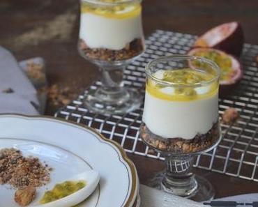 No-bake Maracuja Cheesecake mit Keksboden / No-bake Passion Fruit Cheesecake