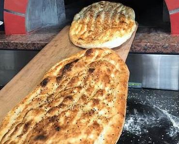 Fladenbrot mit Lachs & Cheddar