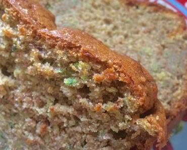 Zucchini-Erdnussbutterkuchen