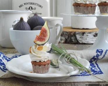Apfel Cupcakes mit Feigen-Zimt Topping / Apple Cupcakes with Fig and Cinnamon Cream