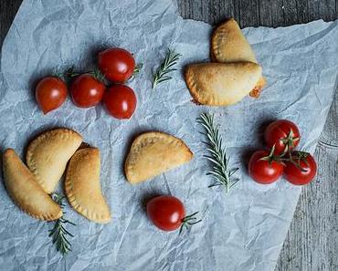 Blitz Mini Pizza Calzone