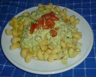 Nudeln mit Avocadosauce