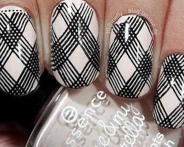 [Nails] Herbstkaro in Pastellrosa