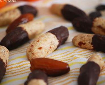 Kokos-Dattelröllchen ohne Zucker