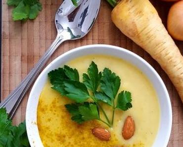 Wintersuppe mit Petersilienwurzel und Kichererbsen.