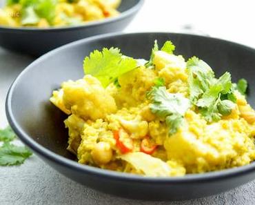 Blumenkohl und Kichererbsen Curry mit Hirse (One Pot Rezept)