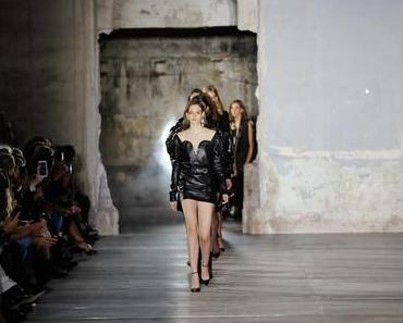 Saint Laurent – Fashion Week Paris Haute Couture Frühjahr/Sommer 2017