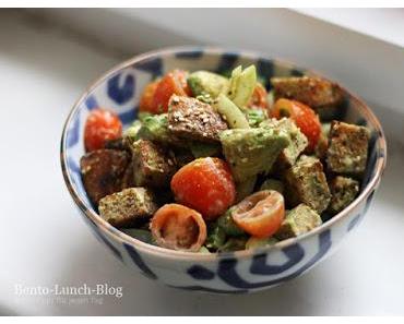 Rezept: Japanisch angehauchter Brotsalat + Variationen