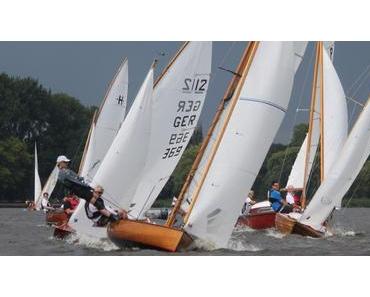 Seglerinnen Jurczok und Lorenz gewinnen Regatta vor Mallorca