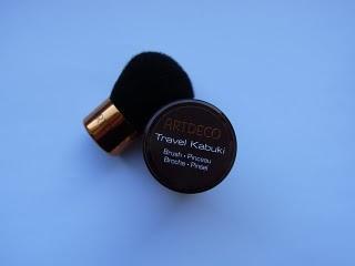 Artdeco Aqua Glow LE: Travel Kabuki