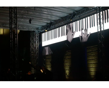 Chilly Gonzales spielt eine Hommage an Chris Cornell