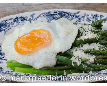 Milano in cucina: Asparagi alla milanese