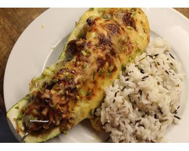 Gefüllte Zucchini mit Pute