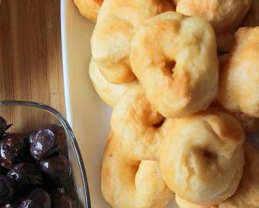 Pişi (Pischi) / Frittierte Teigstücken