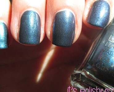 Bitte eine Brille anziehen, denn...